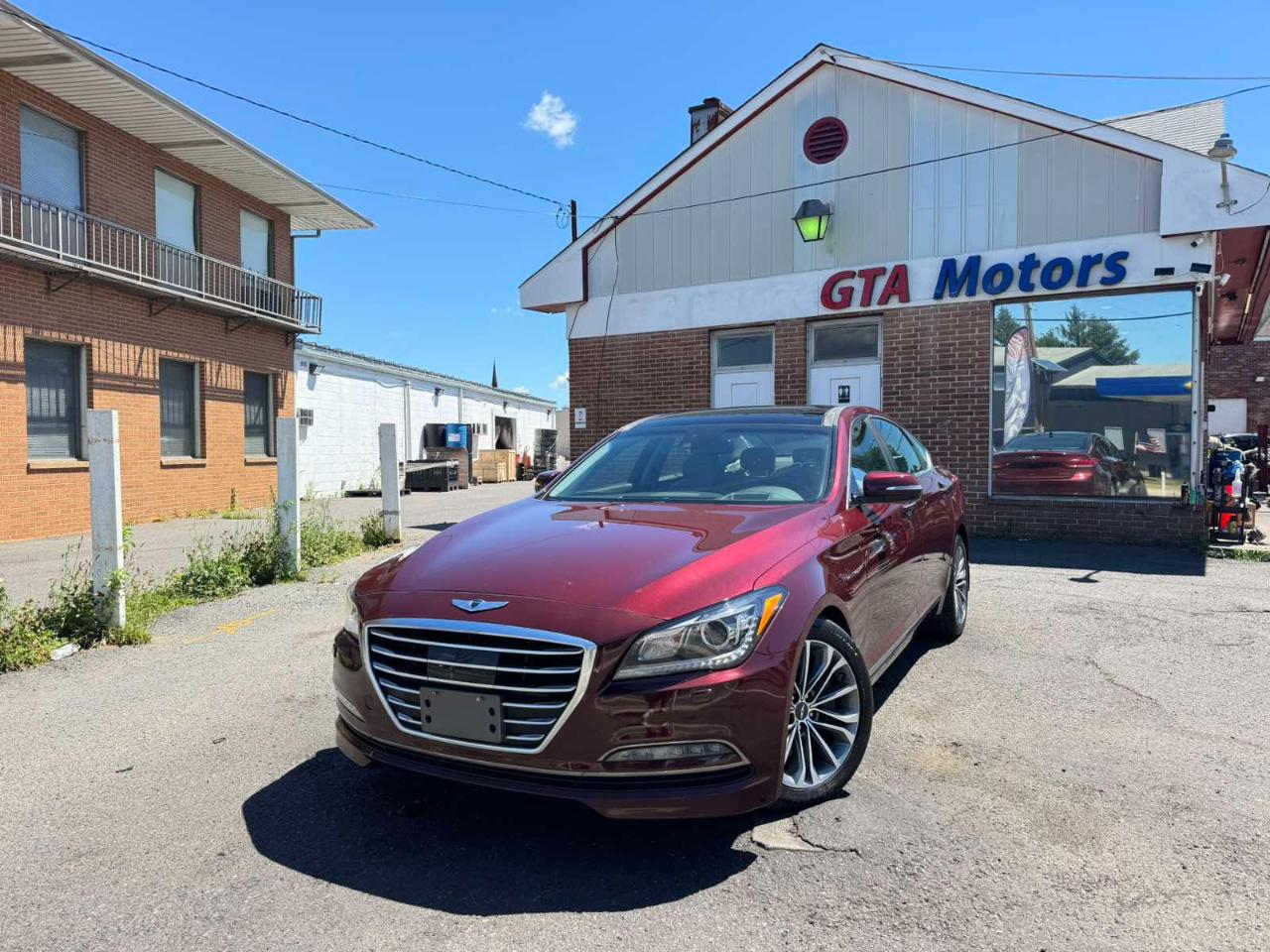 Hyundai Genesis 4dr Sdn V6 3.8L AWD 2016