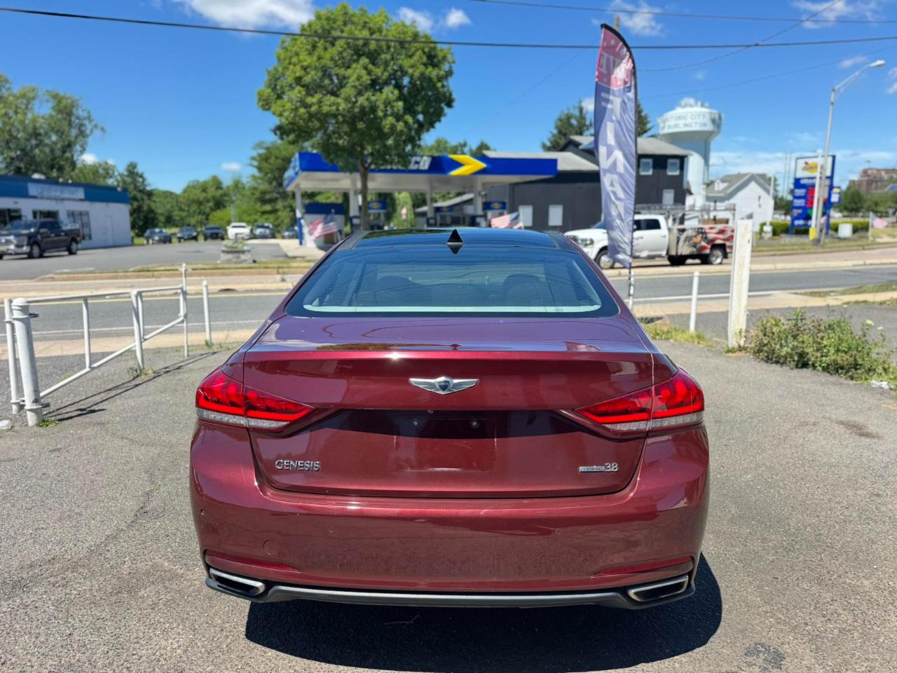Hyundai Genesis 4dr Sdn V6 3.8L AWD 2016