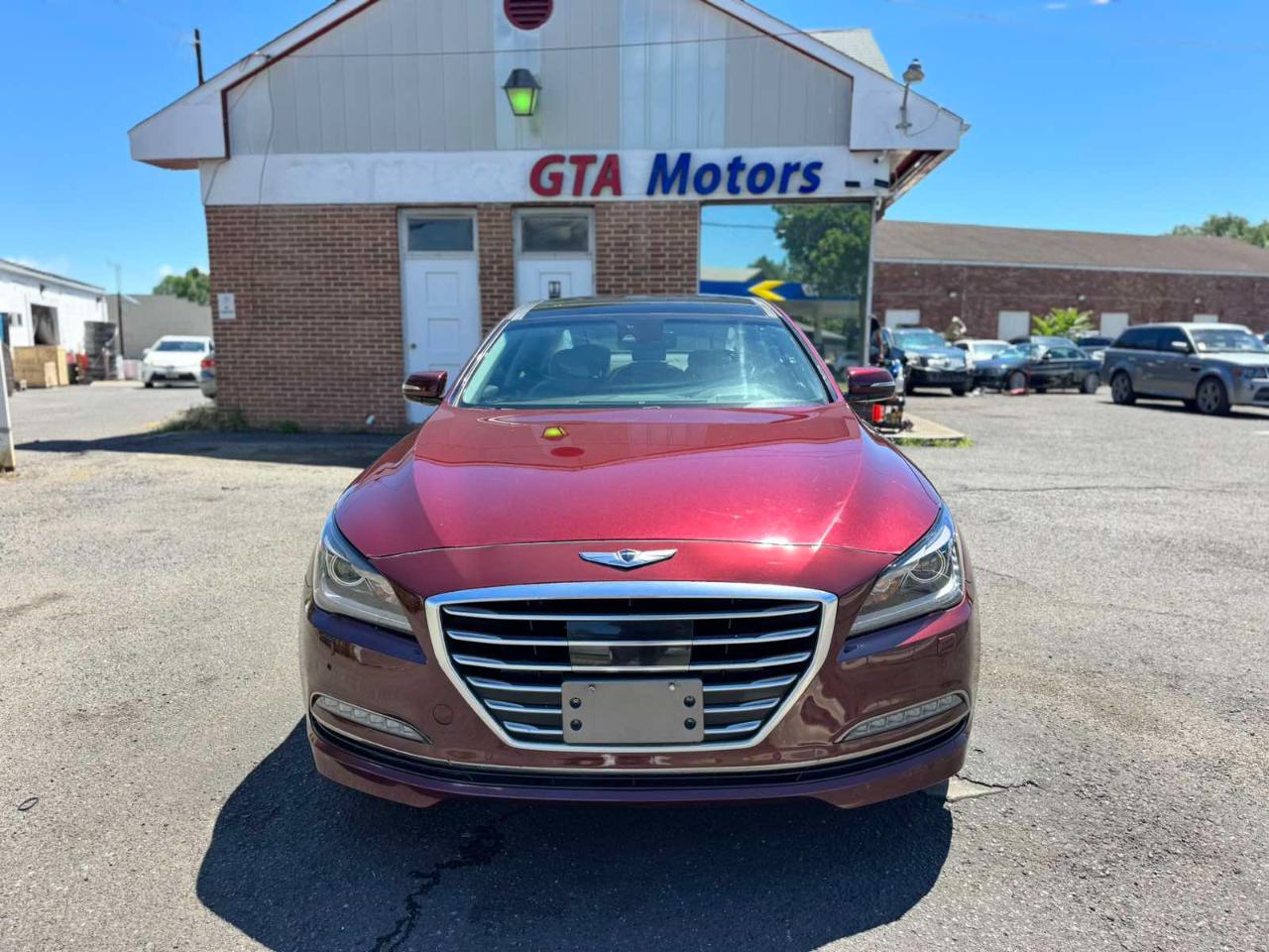 Hyundai Genesis 4dr Sdn V6 3.8L AWD 2016