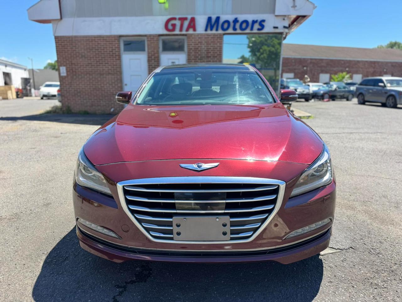 Hyundai Genesis 4dr Sdn V6 3.8L AWD 2016