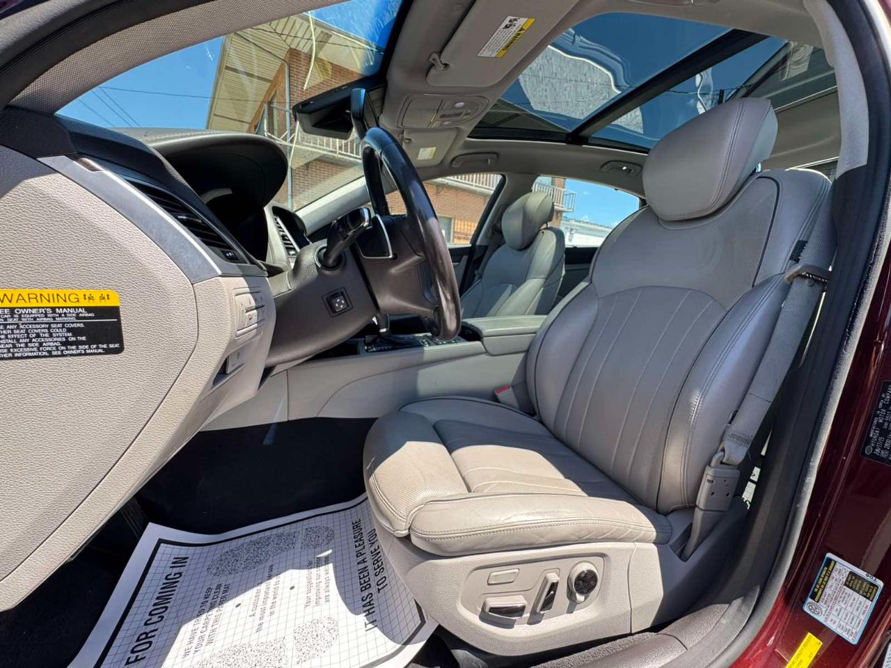 Hyundai Genesis 4dr Sdn V6 3.8L AWD 2016
