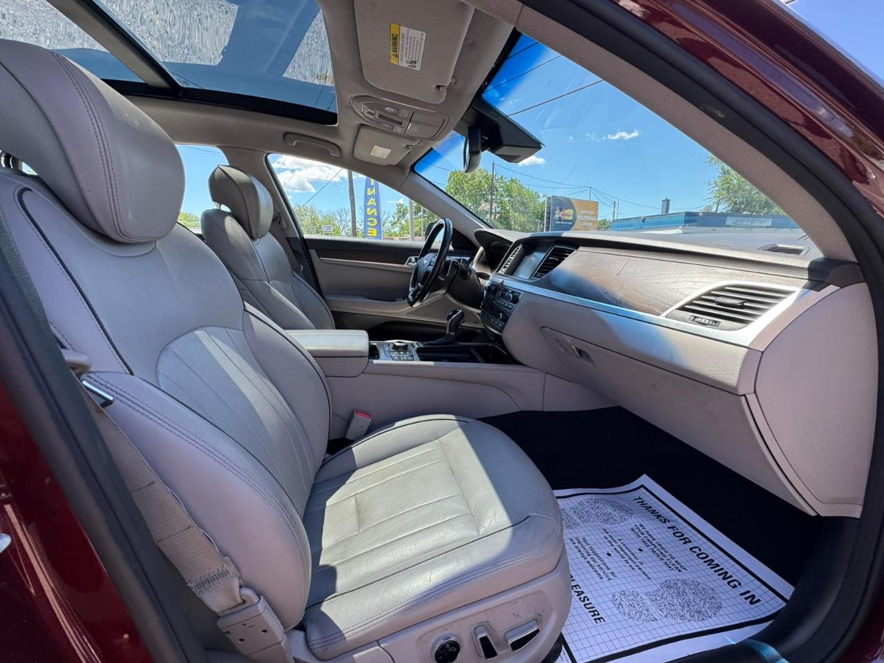 Hyundai Genesis 4dr Sdn V6 3.8L AWD 2016