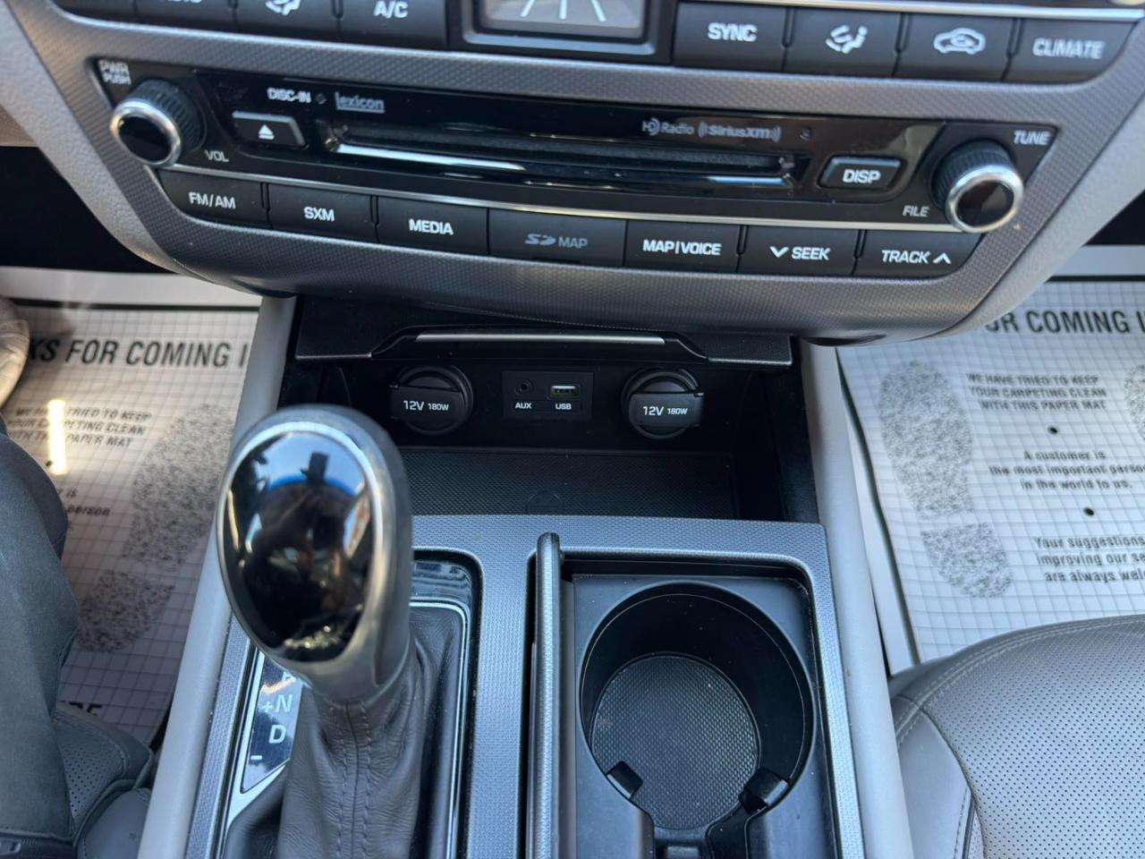 Hyundai Genesis 4dr Sdn V6 3.8L AWD 2016