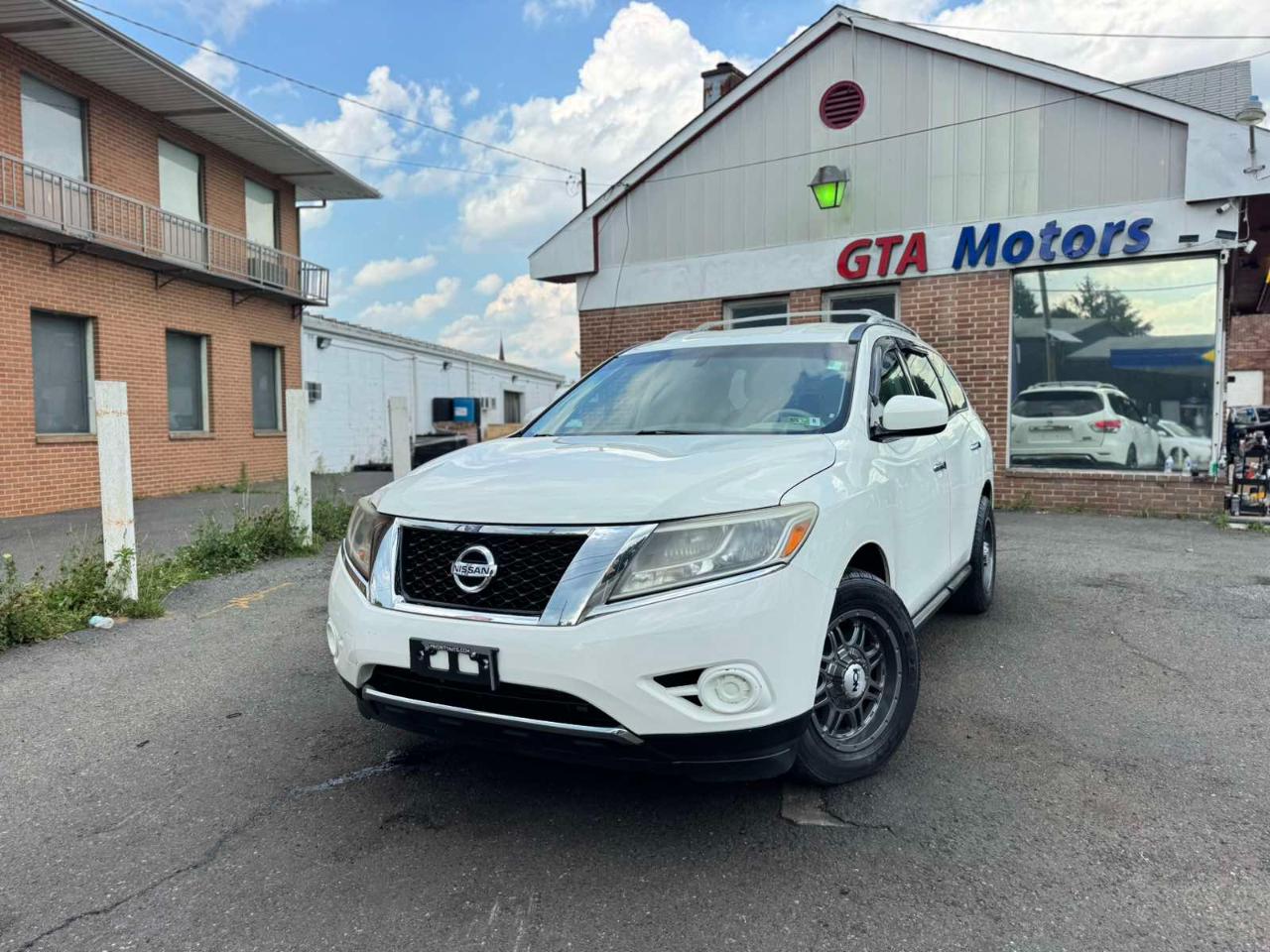 Nissan Pathfinder 4WD 4dr S 2015