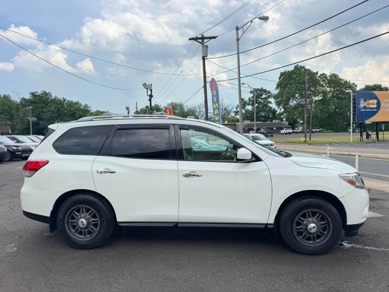 Nissan Pathfinder 4WD 4dr S 2015