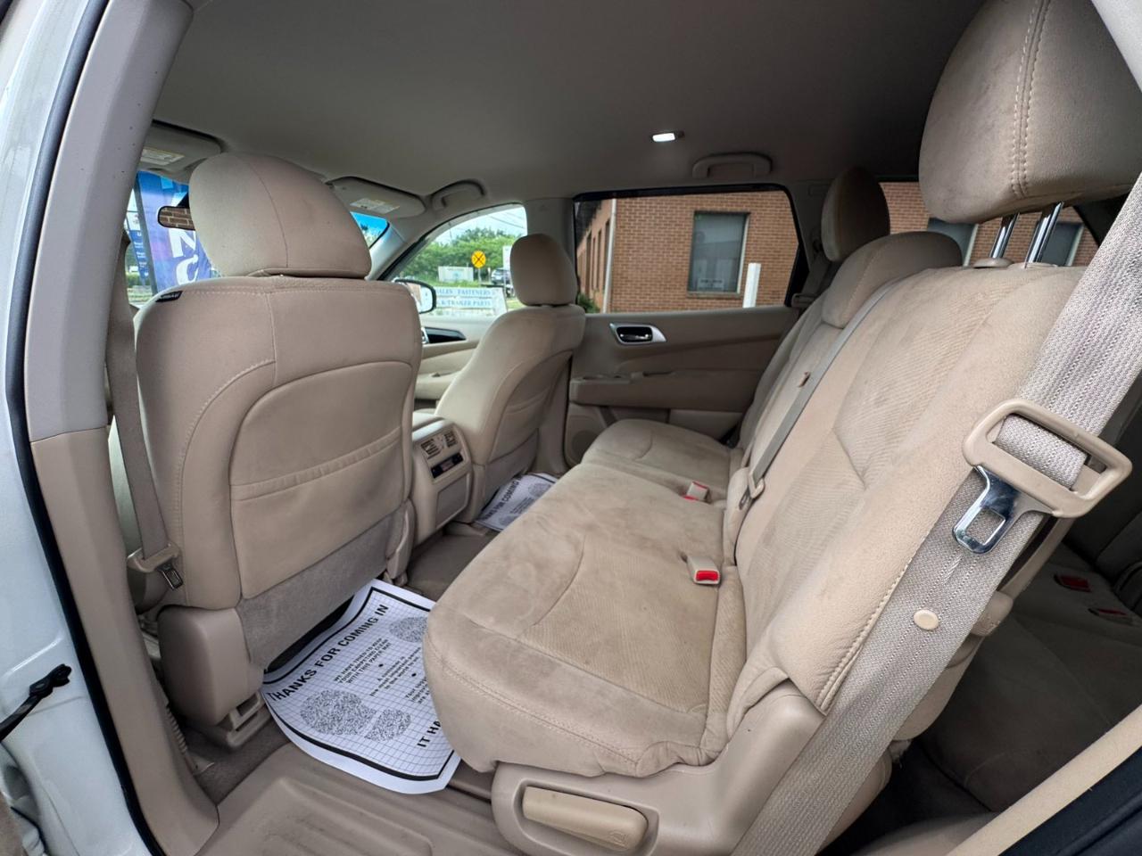 Nissan Pathfinder 4WD 4dr S 2015