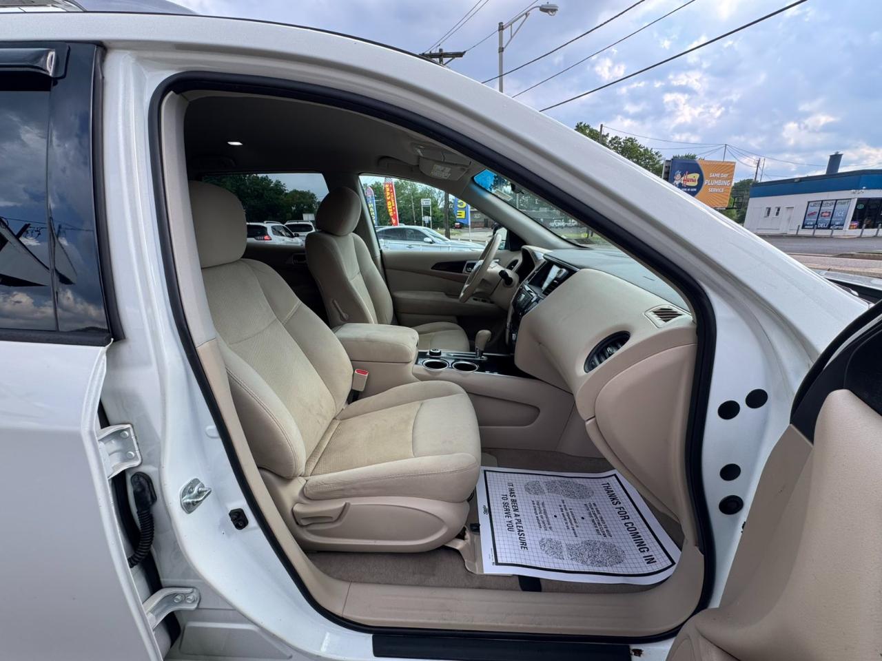 Nissan Pathfinder 4WD 4dr S 2015