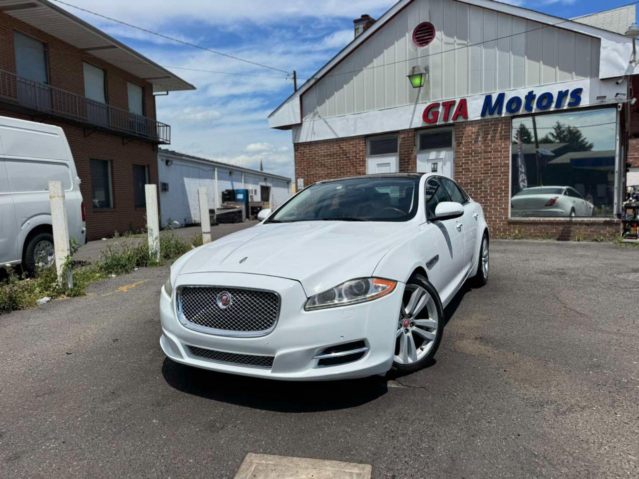Jaguar XJ 4dr Sdn XJL Portfolio AWD 2014