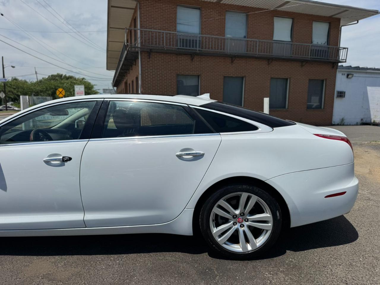 Jaguar XJ 4dr Sdn XJL Portfolio AWD 2014