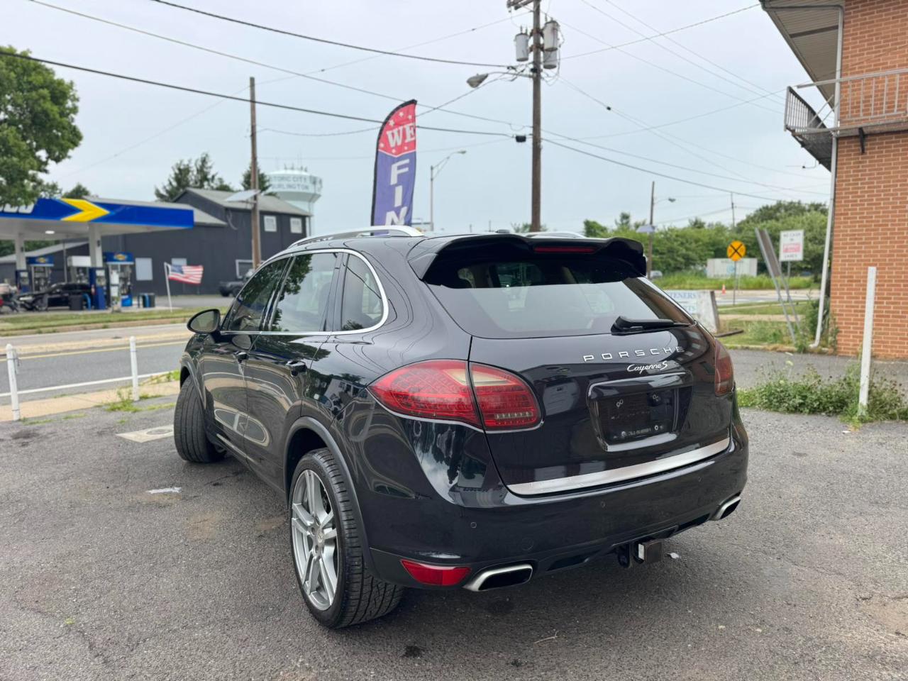 Porsche Cayenne AWD 4dr Tiptronic 2012