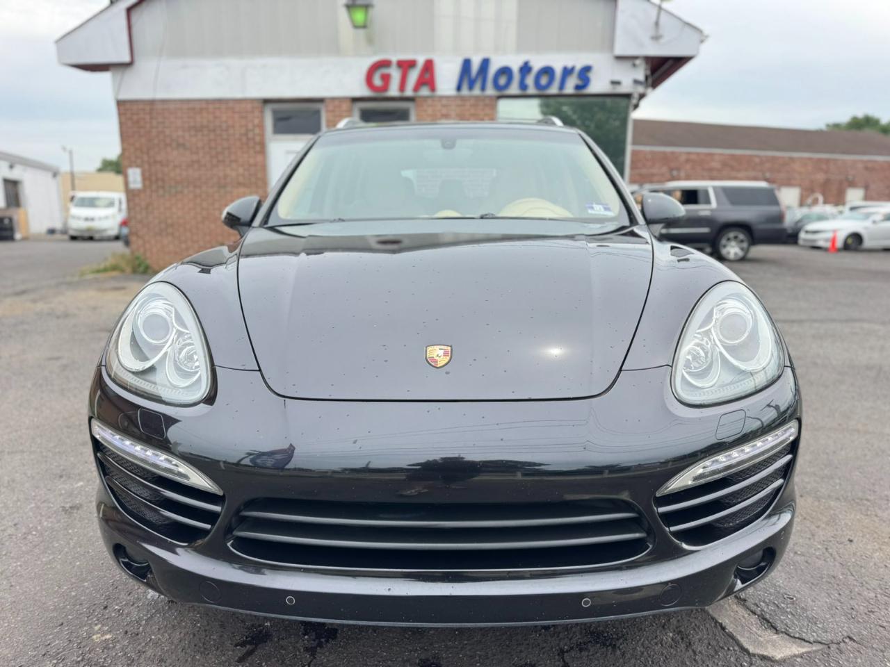 Porsche Cayenne AWD 4dr Tiptronic 2012