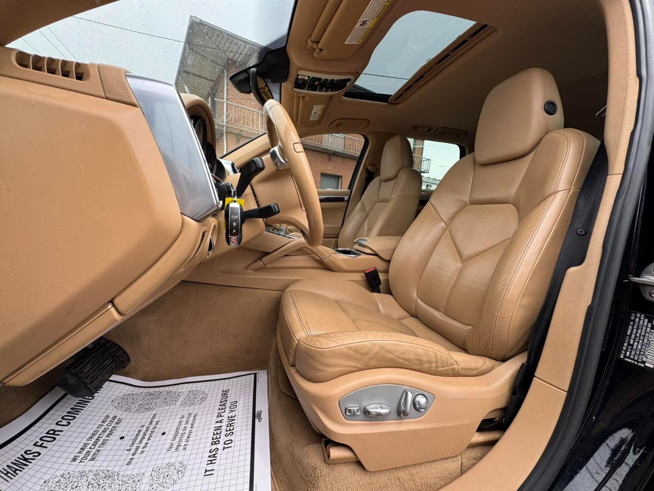 Porsche Cayenne AWD 4dr Tiptronic 2012