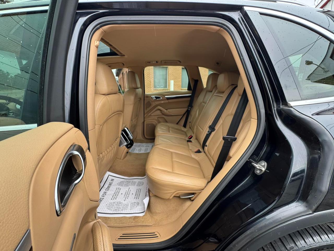 Porsche Cayenne AWD 4dr Tiptronic 2012