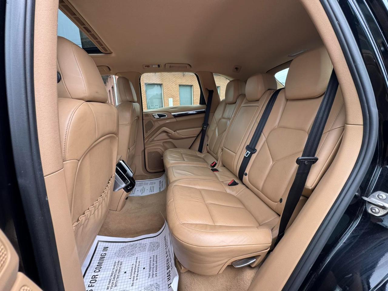 Porsche Cayenne AWD 4dr Tiptronic 2012