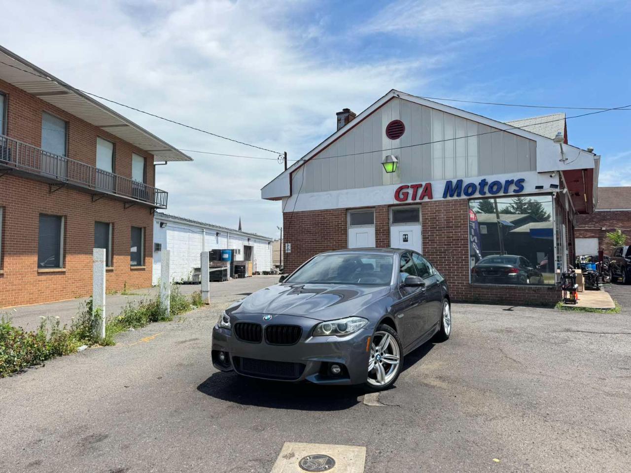 BMW 5 Series 4dr Sdn 535i xDrive AWD 2015