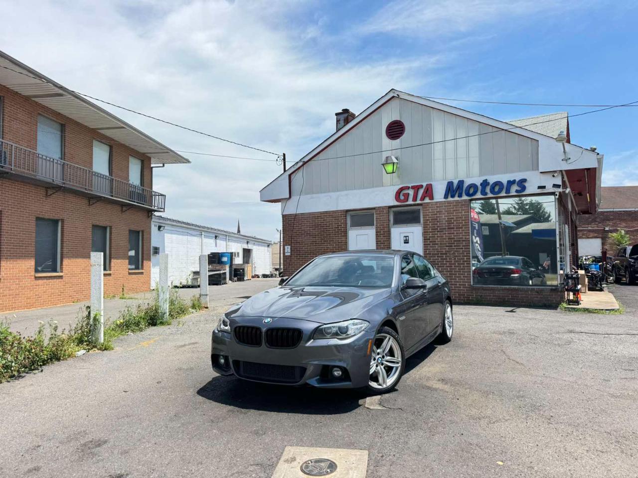 BMW 5 Series 4dr Sdn 535i xDrive AWD 2015
