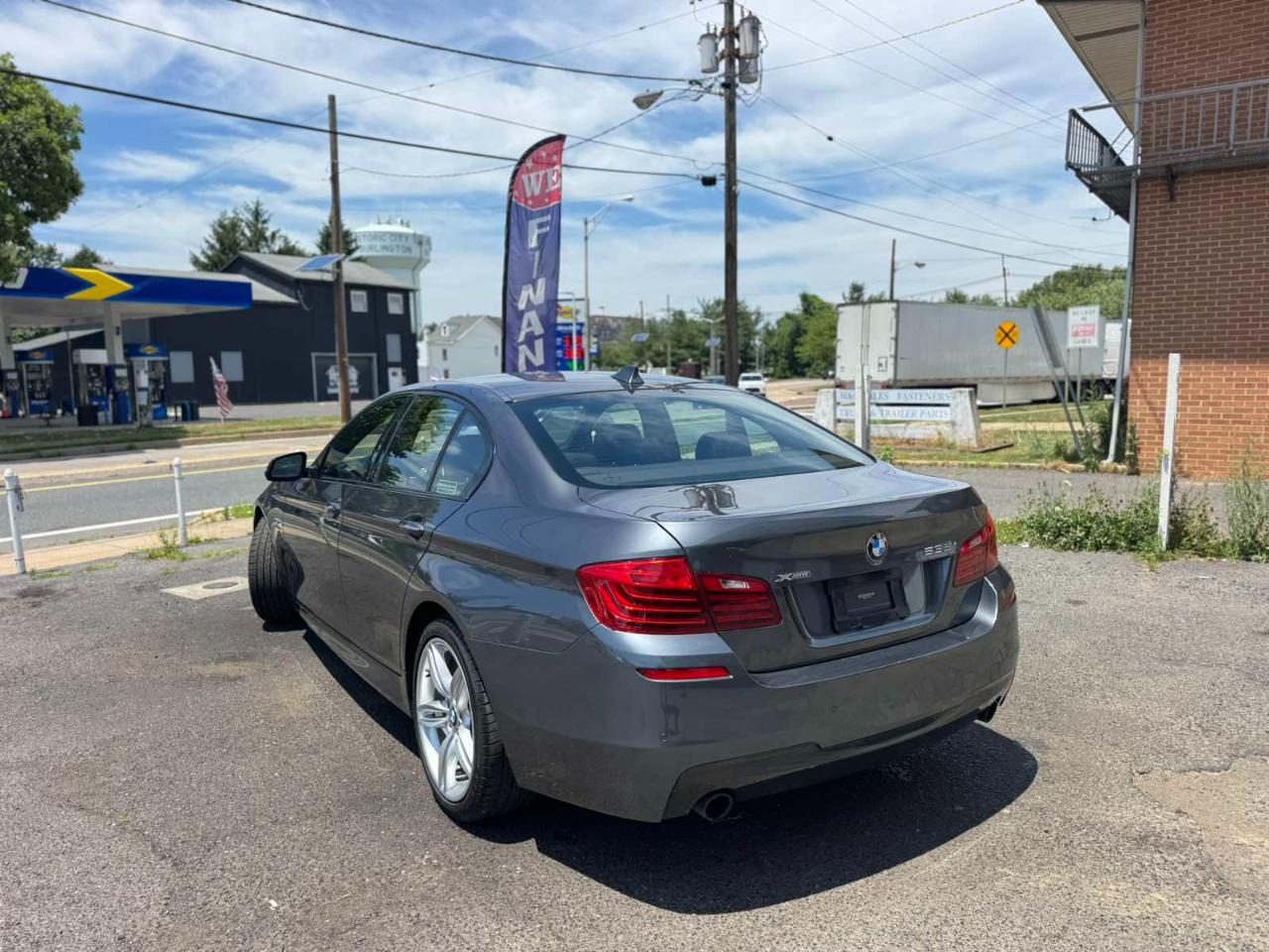 BMW 5 Series 4dr Sdn 535i xDrive AWD 2015