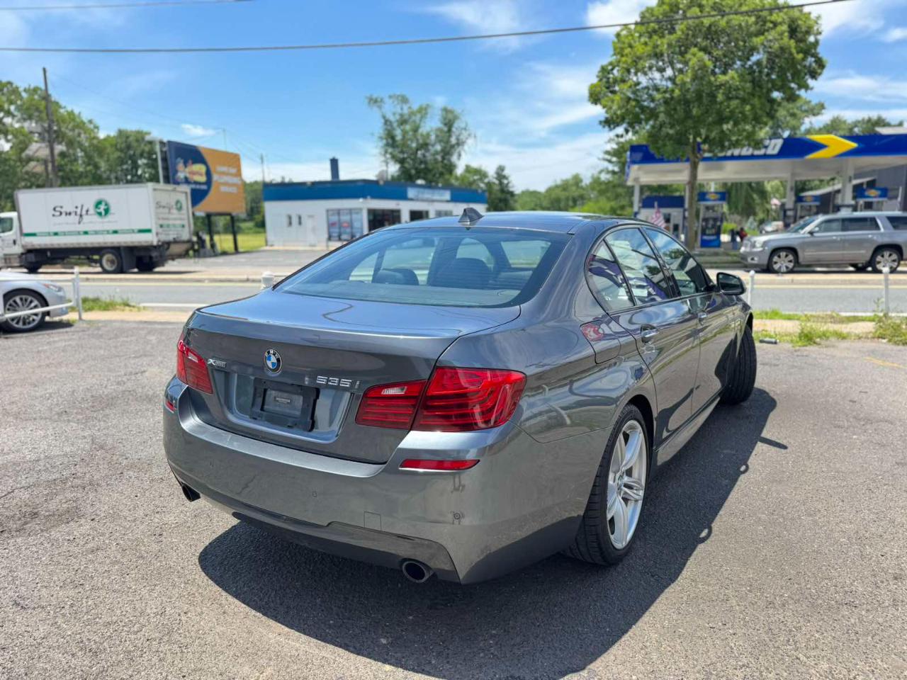 BMW 5 Series 4dr Sdn 535i xDrive AWD 2015