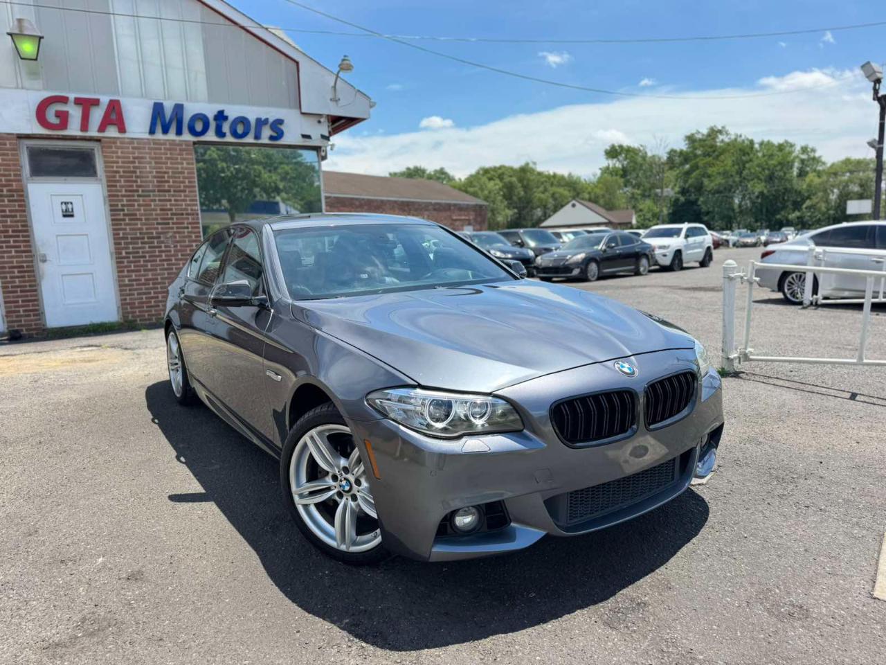 BMW 5 Series 4dr Sdn 535i xDrive AWD 2015