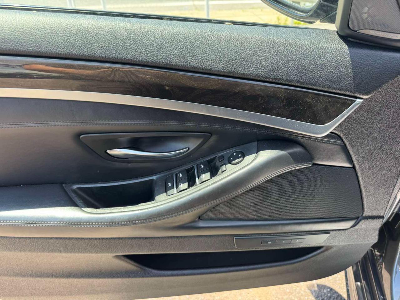 BMW 5 Series 4dr Sdn 535i xDrive AWD 2015