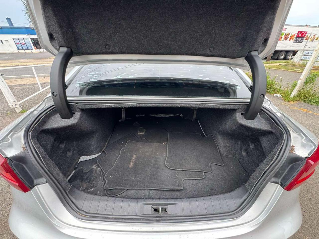 Nissan Maxima Platinum 3.5L 2017