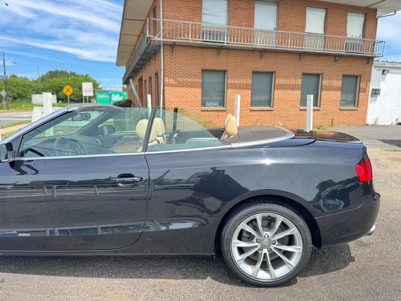 Audi A5 2dr Cabriolet Auto FrontTrak 2.0T Premium 2013