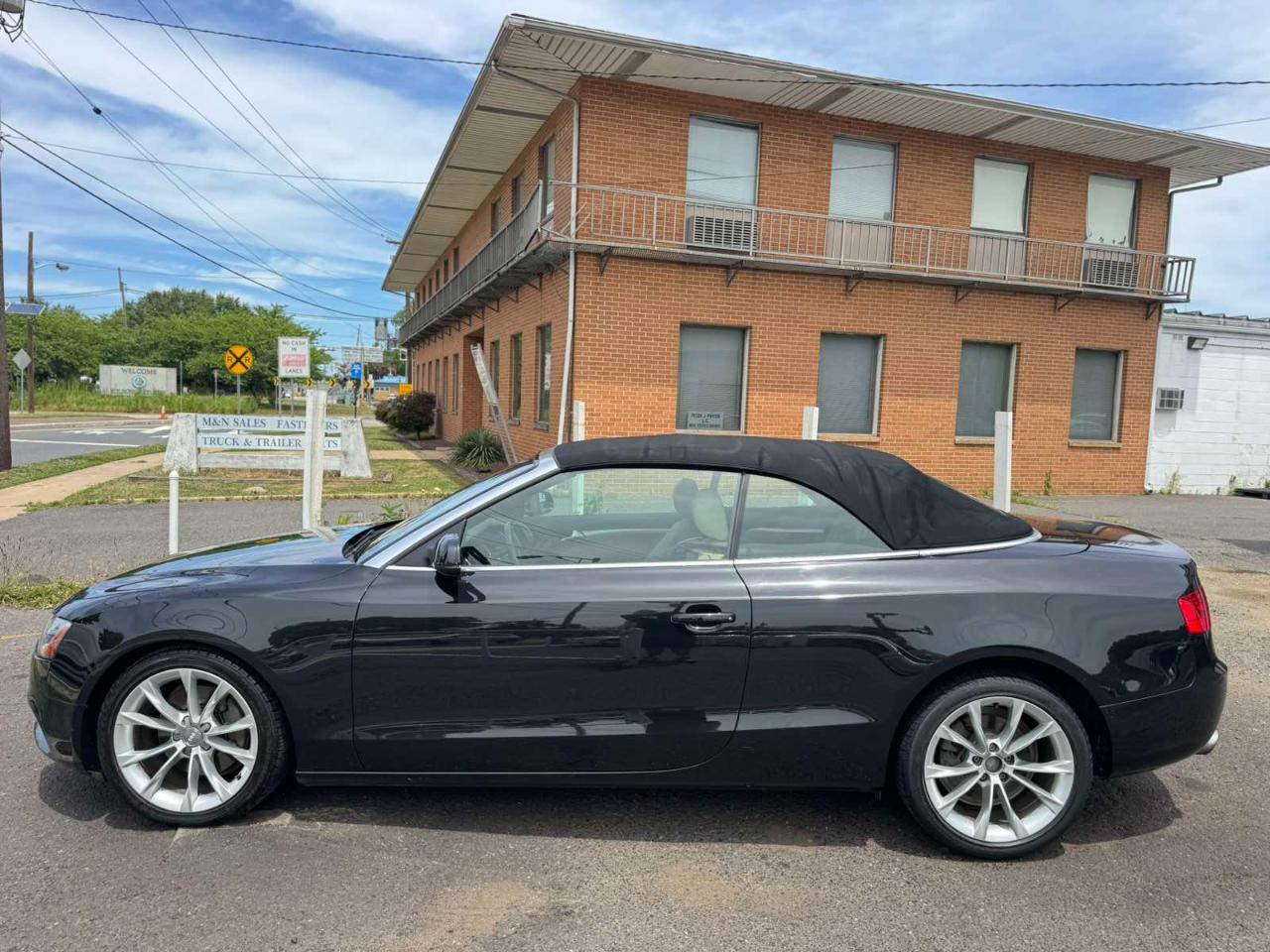 Audi A5 2dr Cabriolet Auto FrontTrak 2.0T Premium 2013