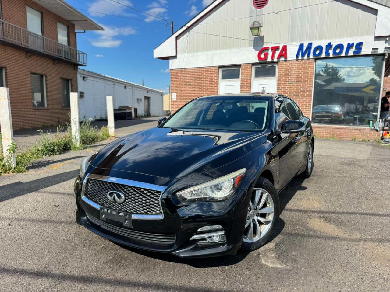 Infiniti Q50 4dr Sdn Premium AWD 2015