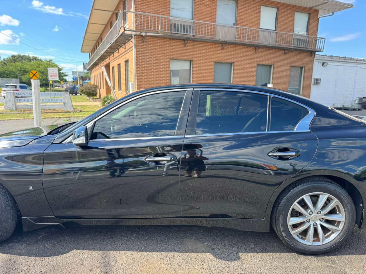 Infiniti Q50 4dr Sdn Premium AWD 2015