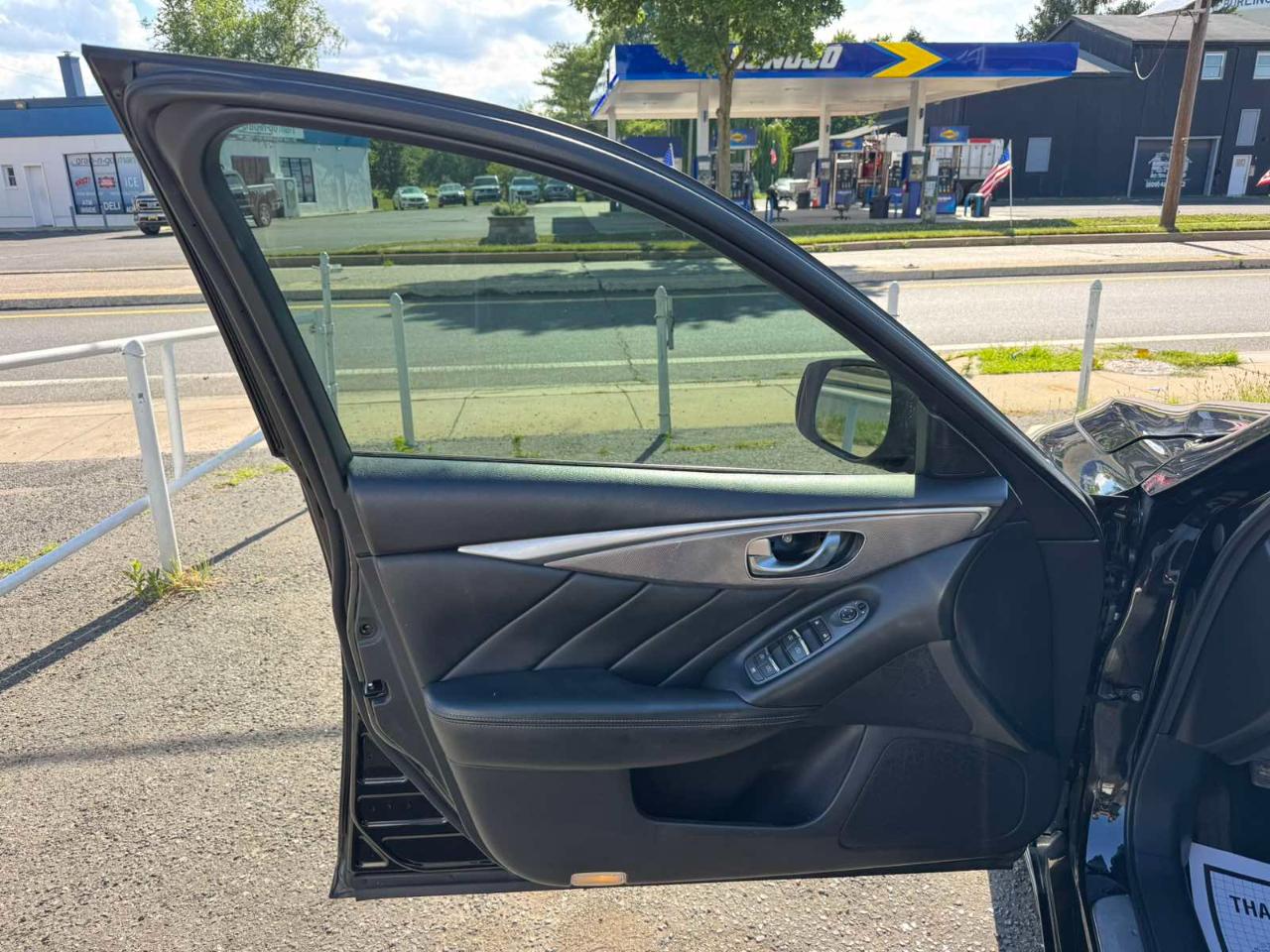 Infiniti Q50 4dr Sdn Premium AWD 2015