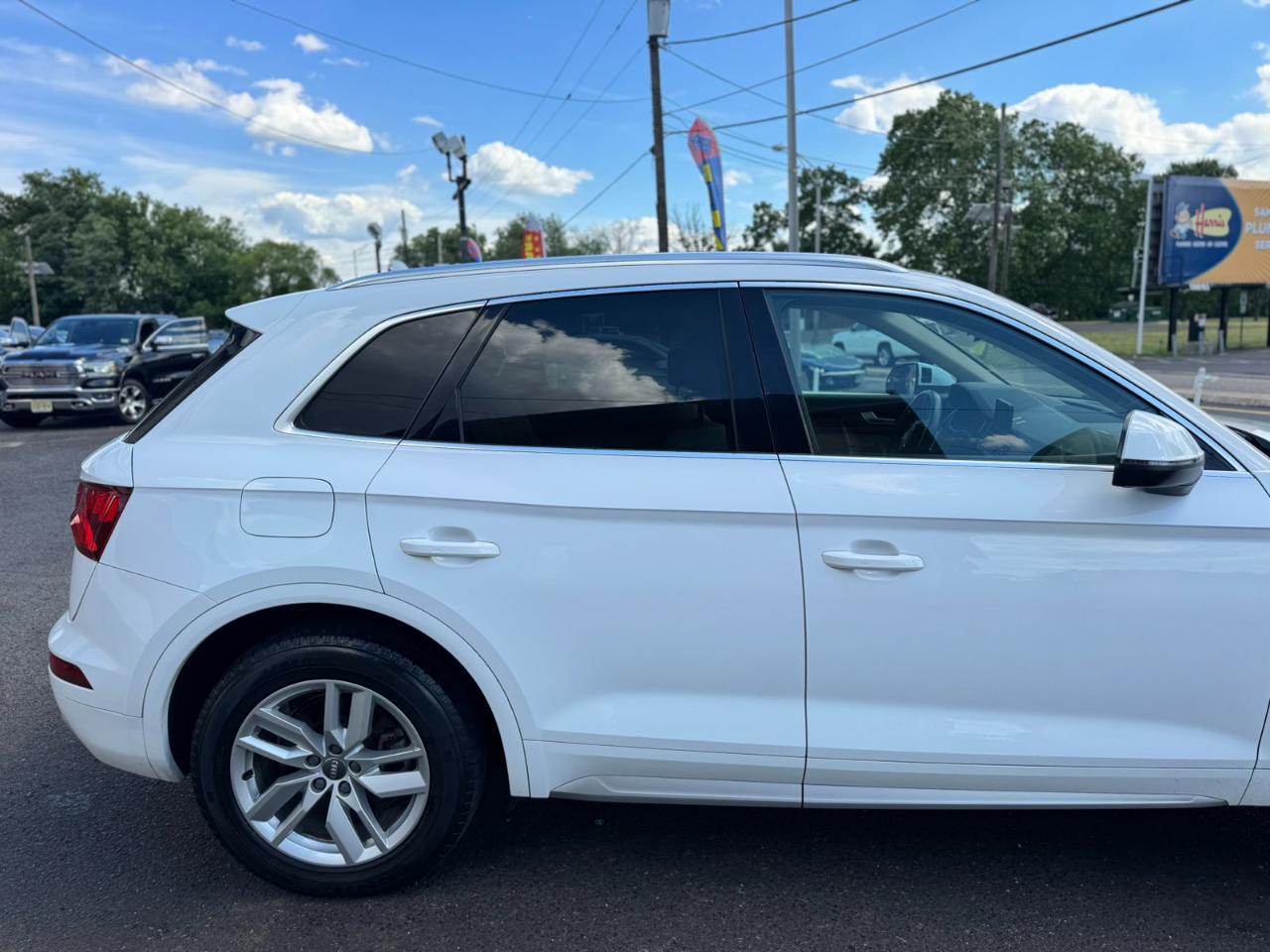 Audi Q5 Titanium Premium 45 TFSI quattro 2020