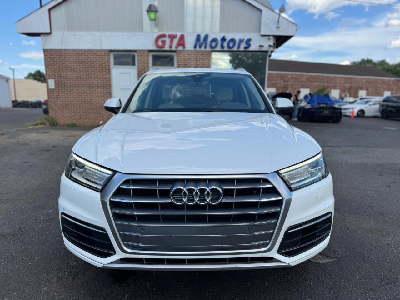 Audi Q5 Titanium Premium 45 TFSI quattro 2020