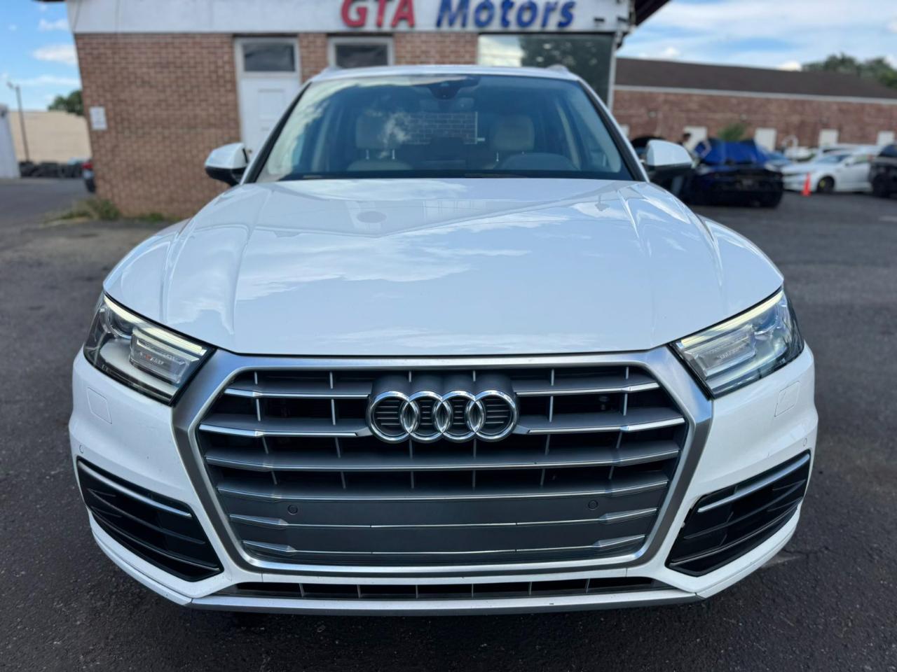 Audi Q5 Titanium Premium 45 TFSI quattro 2020
