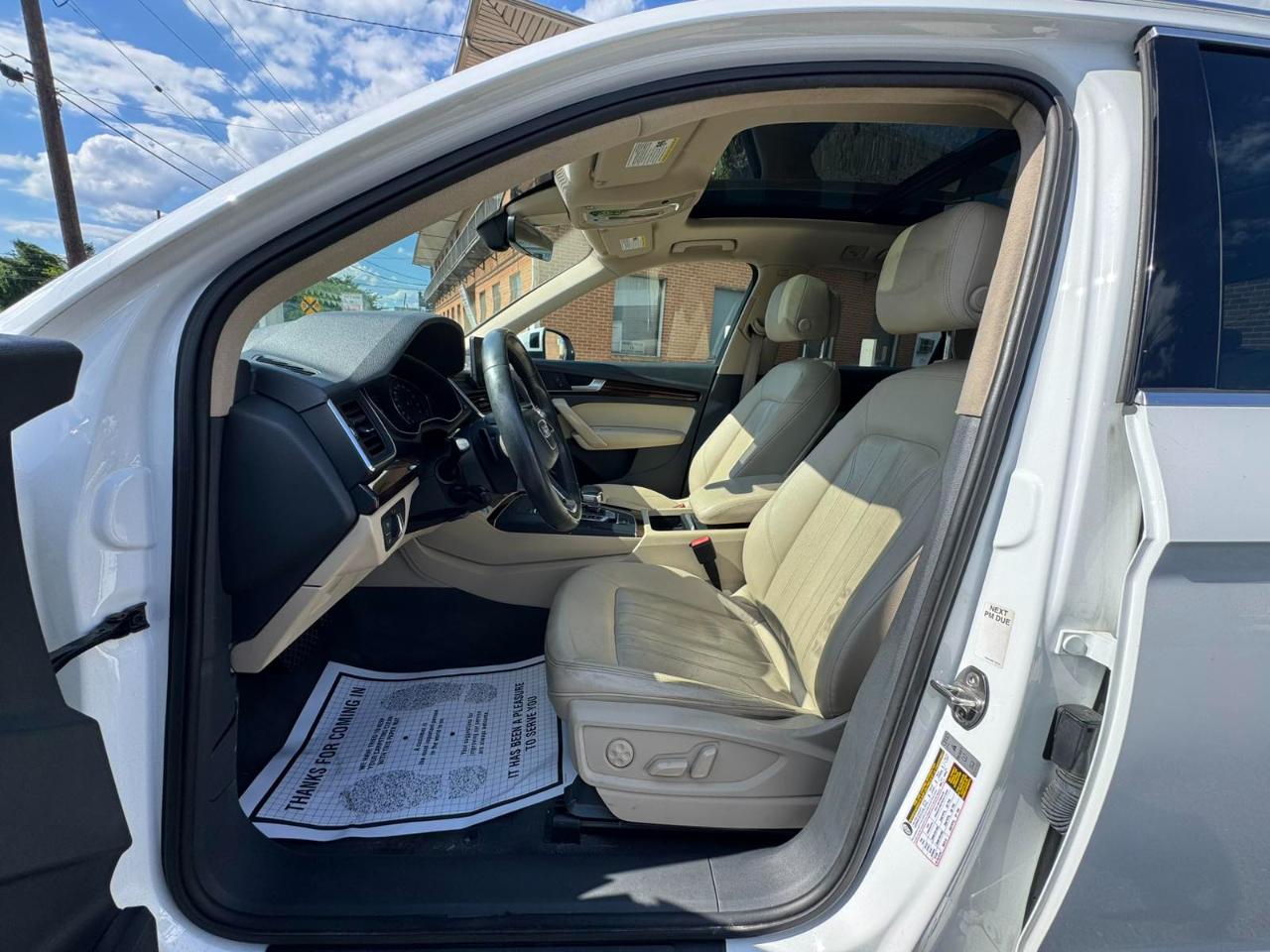 Audi Q5 Titanium Premium 45 TFSI quattro 2020