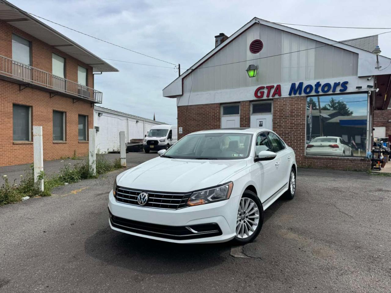Volkswagen Passat 1.8T SE Auto 2017