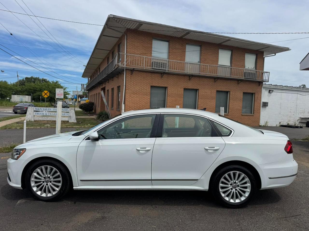 Volkswagen Passat 1.8T SE Auto 2017