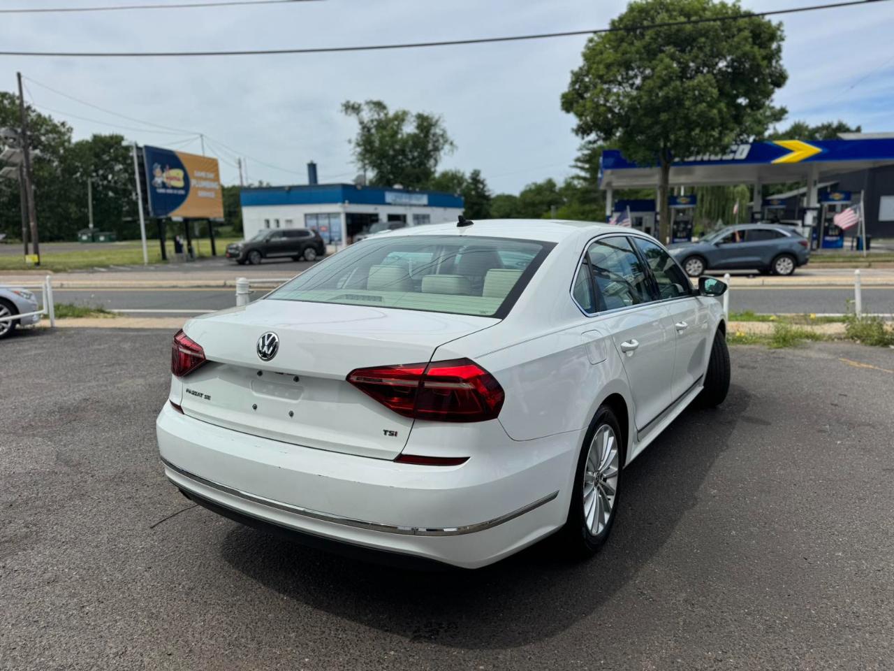 Volkswagen Passat 1.8T SE Auto 2017