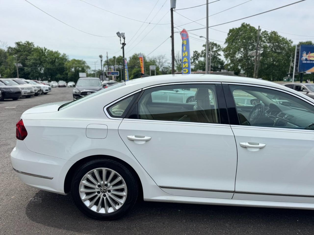 Volkswagen Passat 1.8T SE Auto 2017