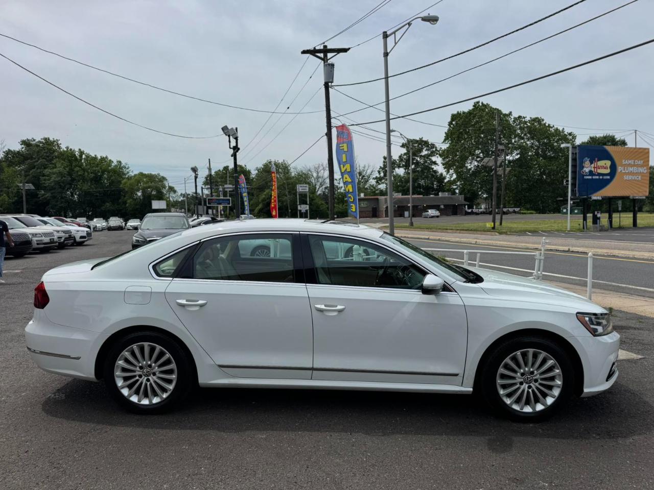 Volkswagen Passat 1.8T SE Auto 2017