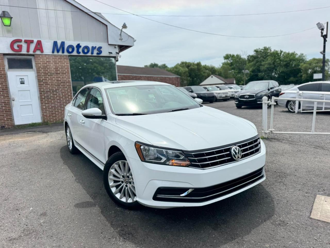 Volkswagen Passat 1.8T SE Auto 2017