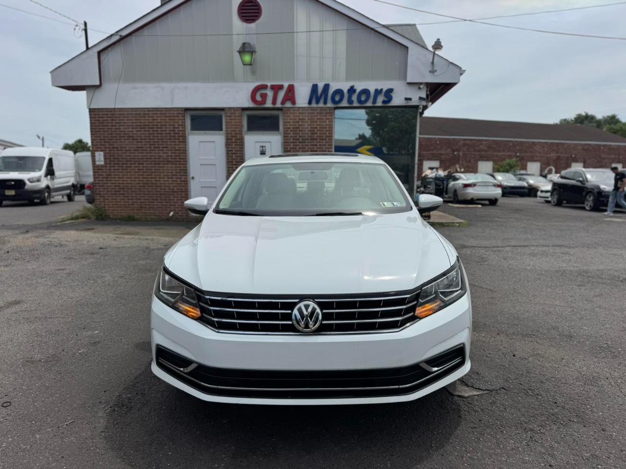 Volkswagen Passat 1.8T SE Auto 2017