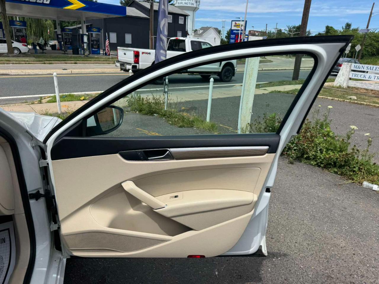 Volkswagen Passat 1.8T SE Auto 2017