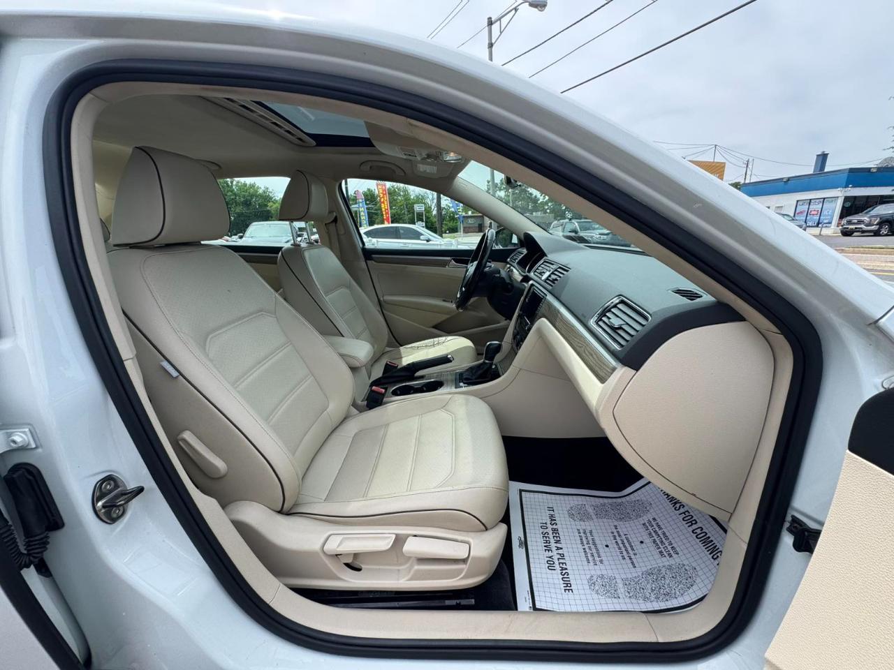 Volkswagen Passat 1.8T SE Auto 2017