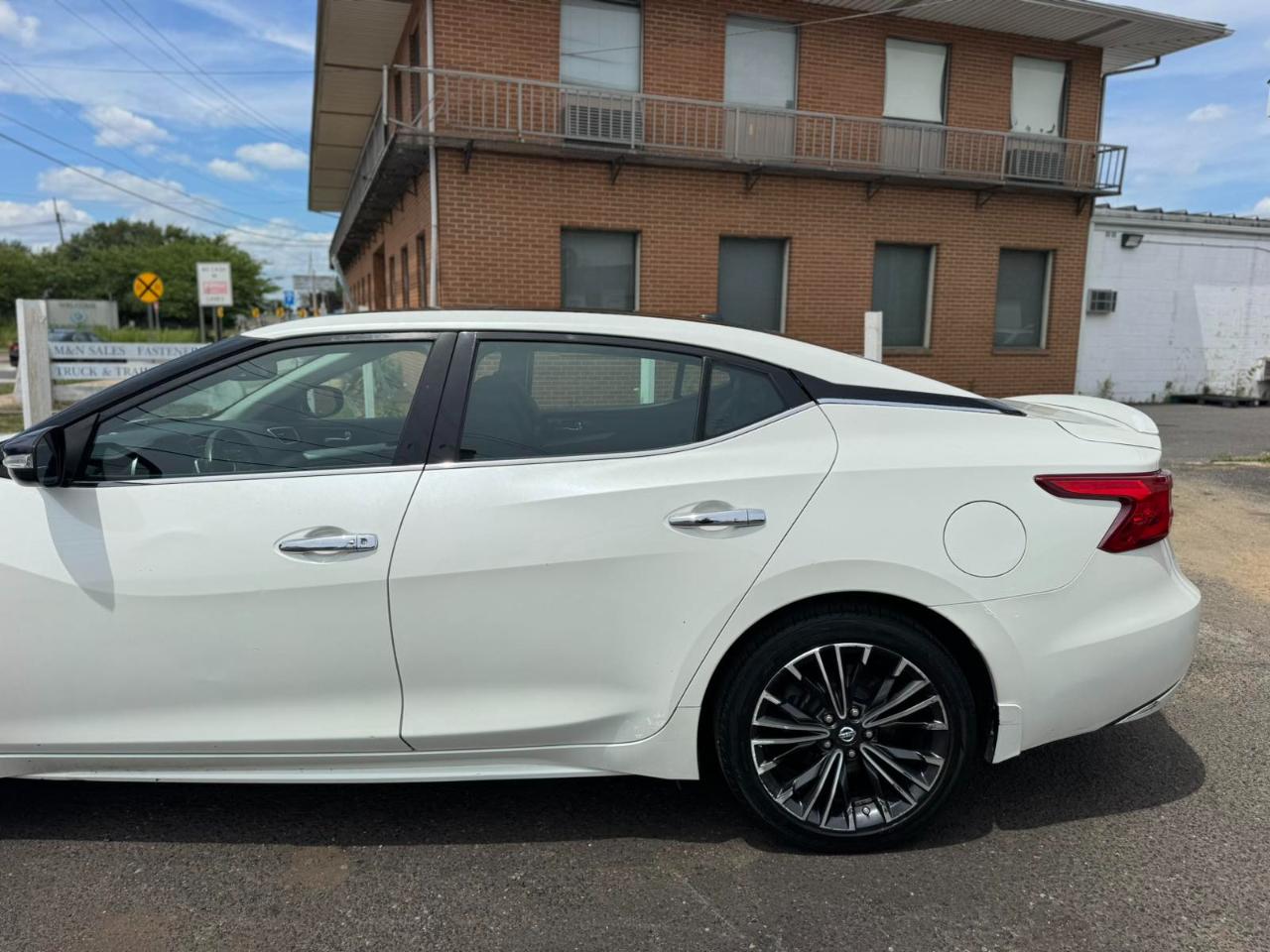 Nissan Maxima 4dr Sdn 3.5 SL 2016