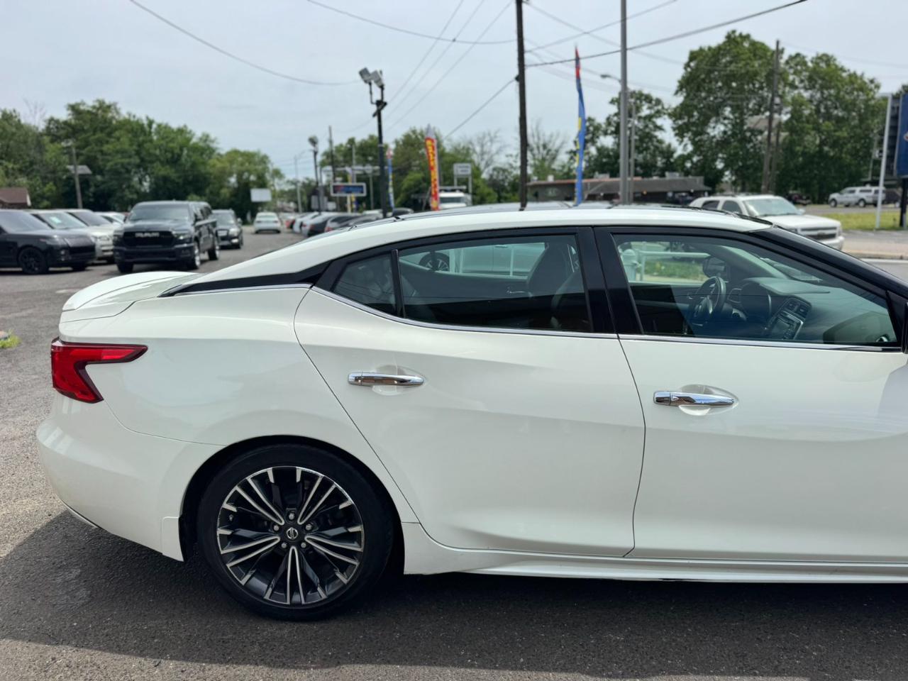 Nissan Maxima 4dr Sdn 3.5 SL 2016