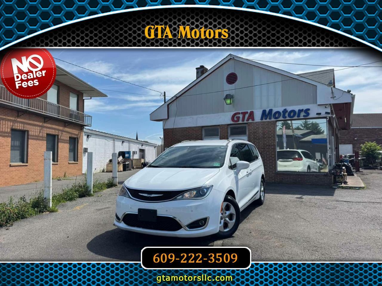 Chrysler Pacifica Touring-L Plus FWD 2017