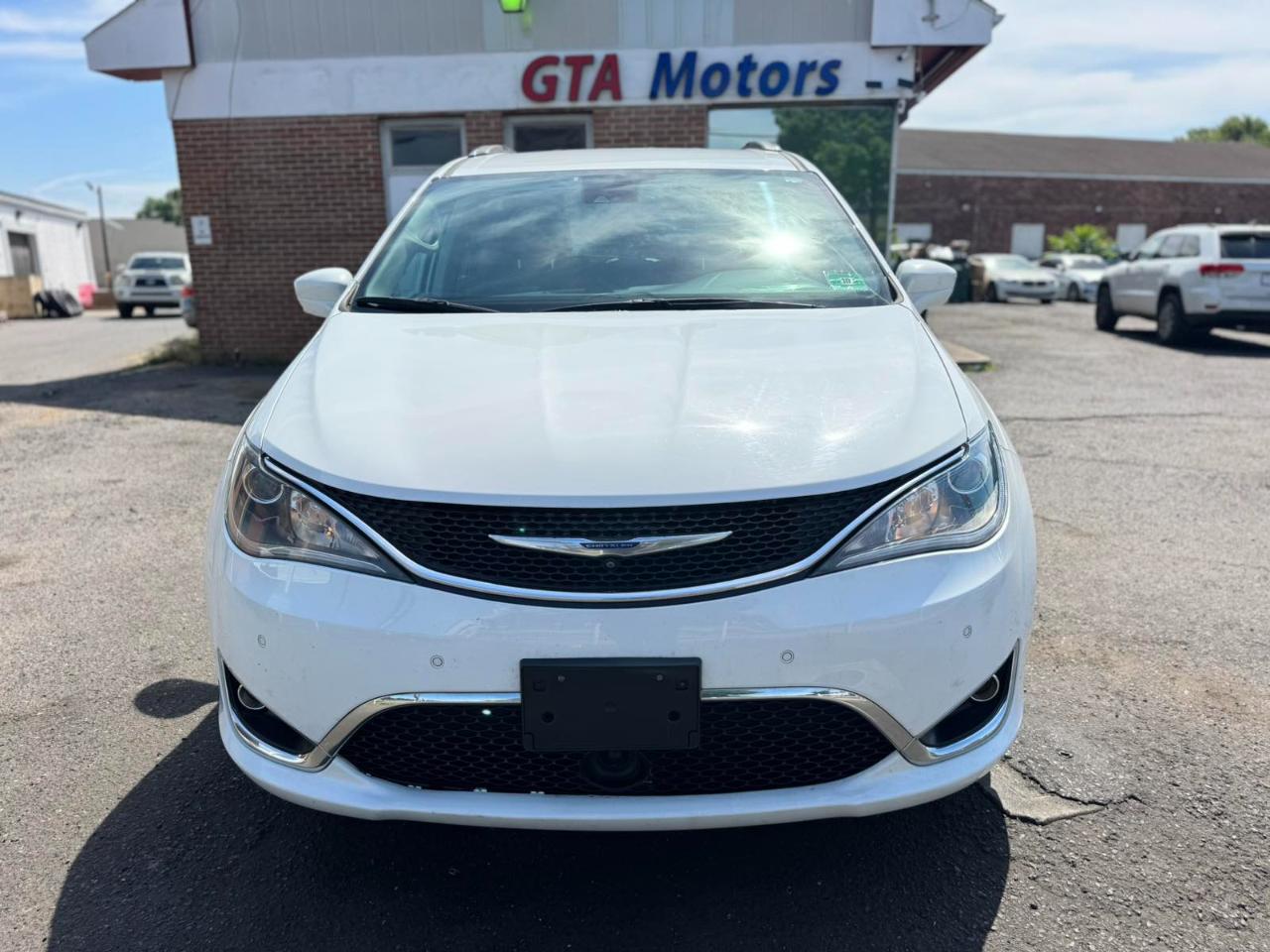 Chrysler Pacifica Touring-L Plus FWD 2017