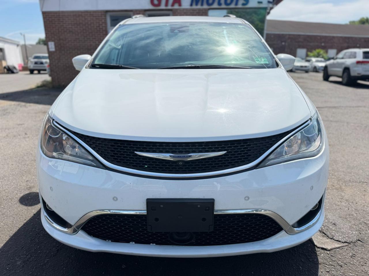 Chrysler Pacifica Touring-L Plus FWD 2017