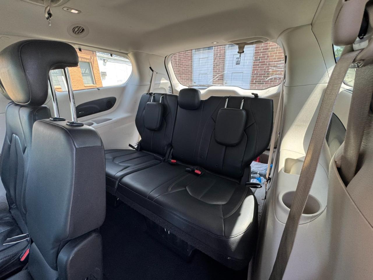 Chrysler Pacifica Touring-L Plus FWD 2017