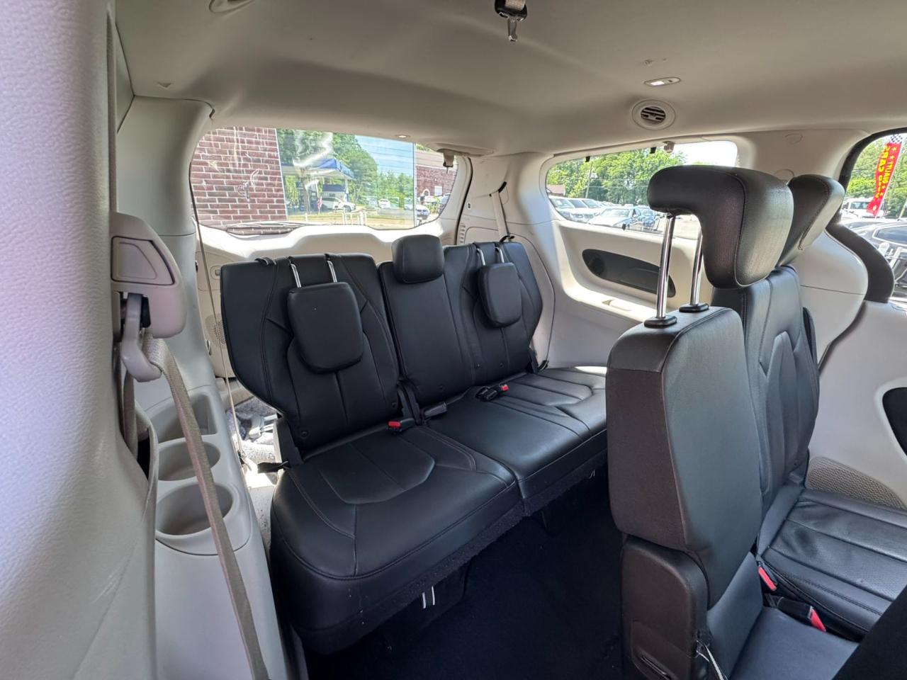 Chrysler Pacifica Touring-L Plus FWD 2017